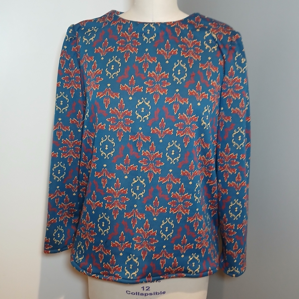 Vintage Handmade Pullover Womens Sweater